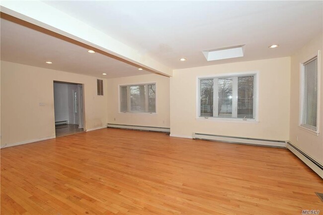 Foto del edificio - 5 Stepping Stone Ln