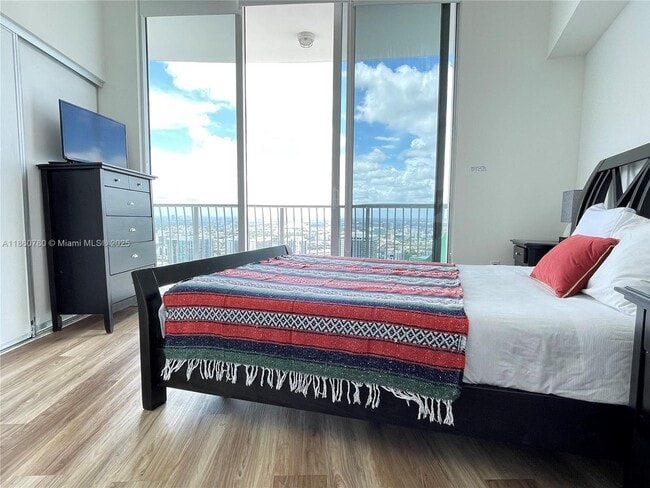 Foto del edificio - 1750 N Bayshore Dr