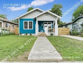 Building Photo - 1427 Burnet St