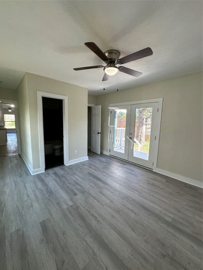 Foto del edificio - 13017 Vickie Ln