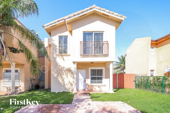 Building Photo - 664 SW 7th Terrace