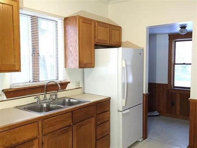 Building Photo - SUNVIEW PLAINS