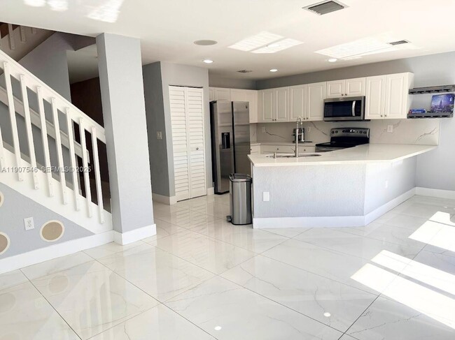 Foto del edificio - 11612 NW 51st Terrace