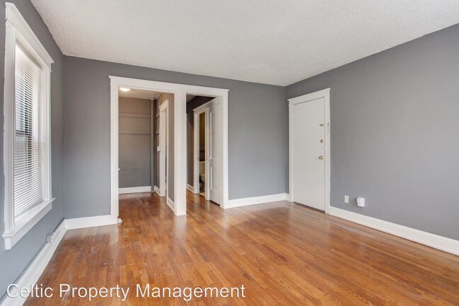 Foto del edificio - 3743-3749 Washington St
