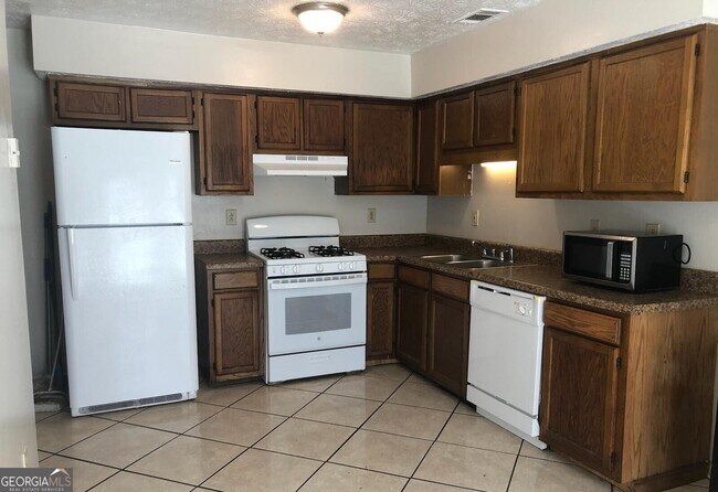 Foto del edificio - 366 River Oak Dr
