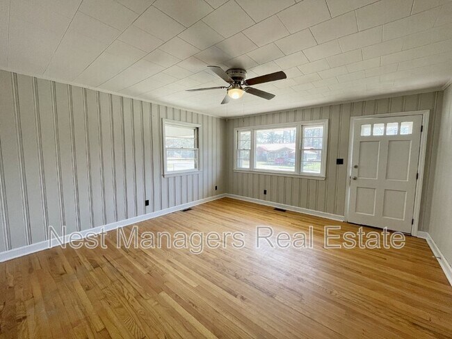 Foto del edificio - 531 E Donaldson Ave