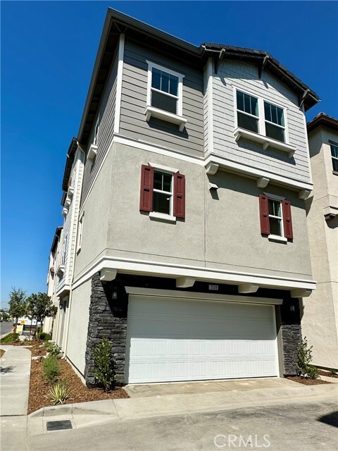 Building Photo - 2539 Everly St