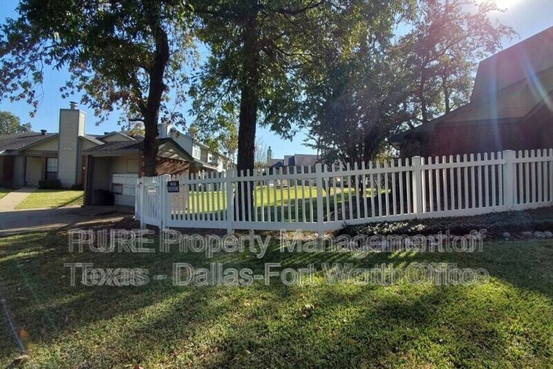 Primary Photo - 814/103 Castleglen Drive