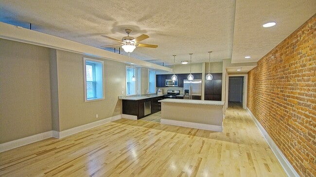 From sleek to homey, we provide a variety of kitchen finishes - Integrity Cleveland Heights