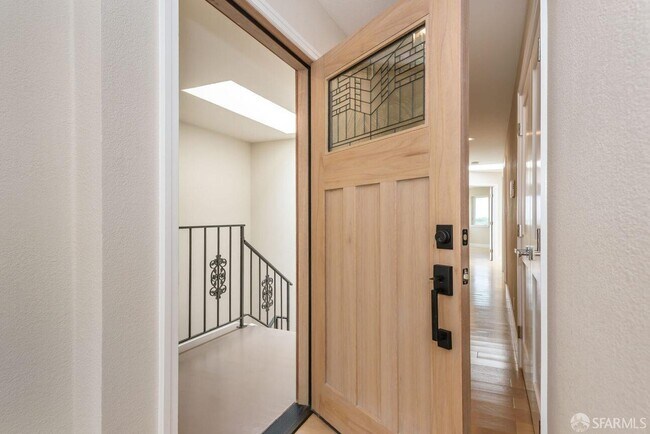 Foto del edificio - 1615 48th Ave