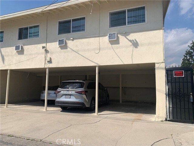 Primary Photo - 116 Fano St