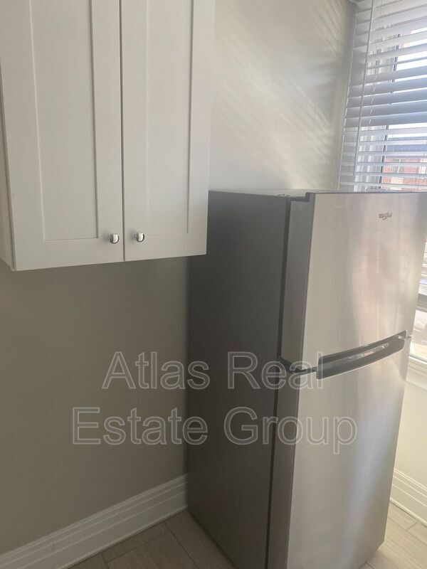 Foto del edificio - 1075-1085 N Clarkson St