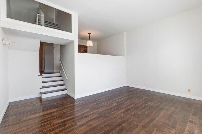 Building Photo - 1745 Selby Ave