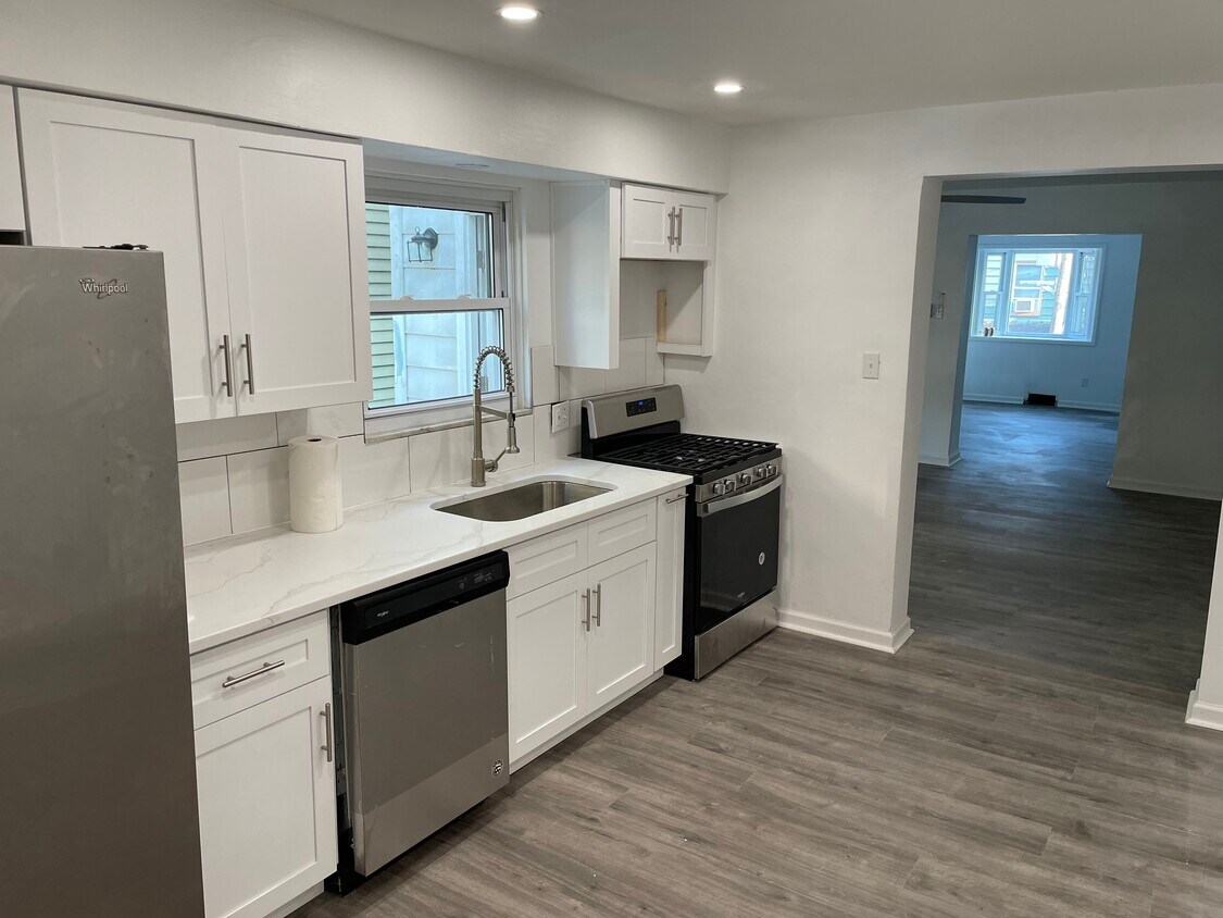 Foto principal - 115 Beckert St