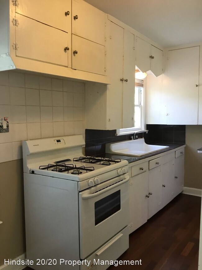 Building Photo - 505 Zennia St