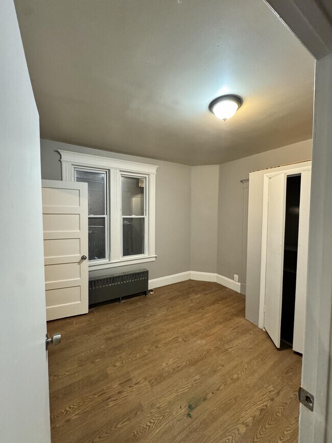 Foto del edificio - 275 Franklin Ave