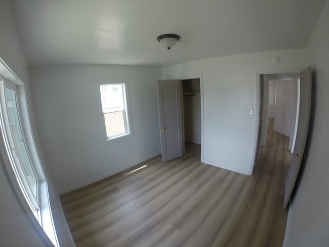 Foto del edificio - 9453 Cedar St