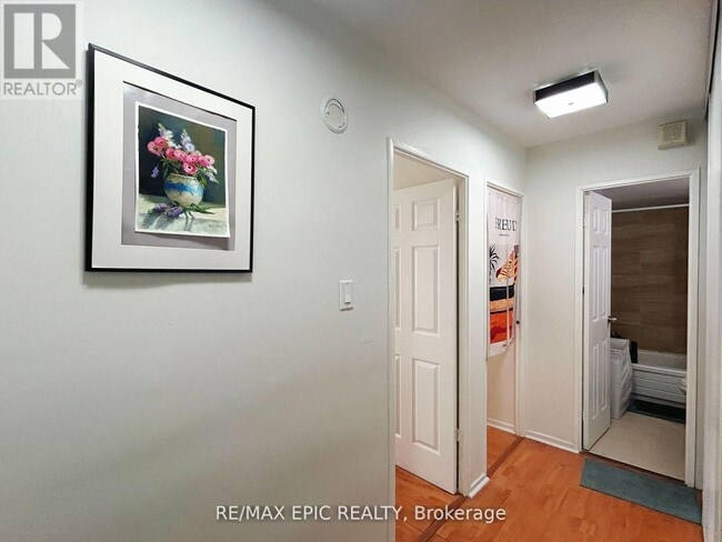 Building Photo - 350 Seneca Hill Dr