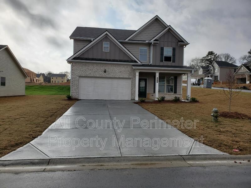 304 Cornwell Wy, Calhoun, GA 30701 House Rental in Calhoun, GA