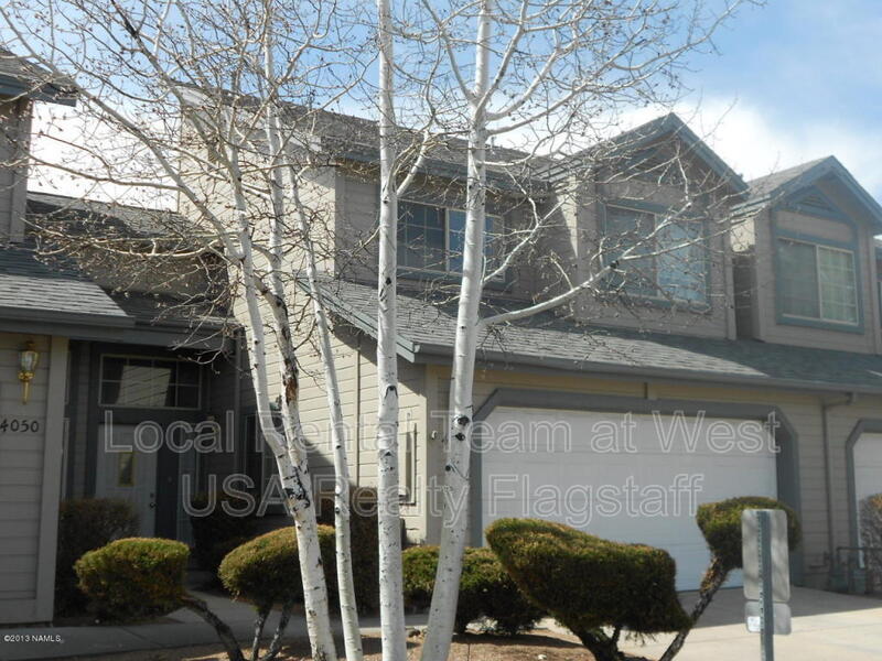 Primary Photo - 4060 E Village Cir