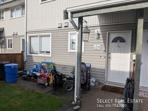 Building Photo - 45185 Wolfe Rd