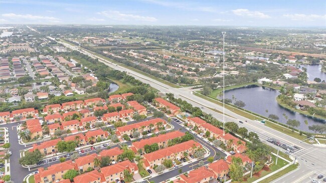 Foto del edificio - 16061 NW 24th St