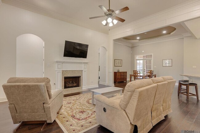 Building Photo - 100 Flora Springs Dr