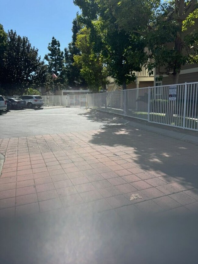 Foto del edificio - 12572 Fieldstone Ln