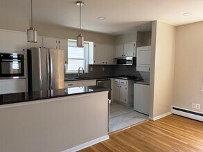 Building Photo - 54 Brighton Ave