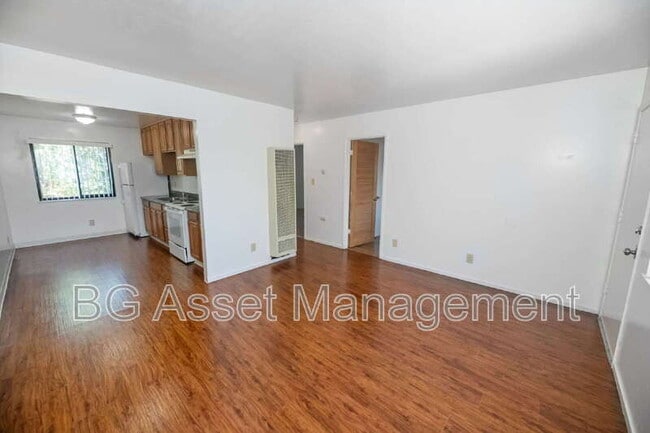 Building Photo - 460 San Marco St