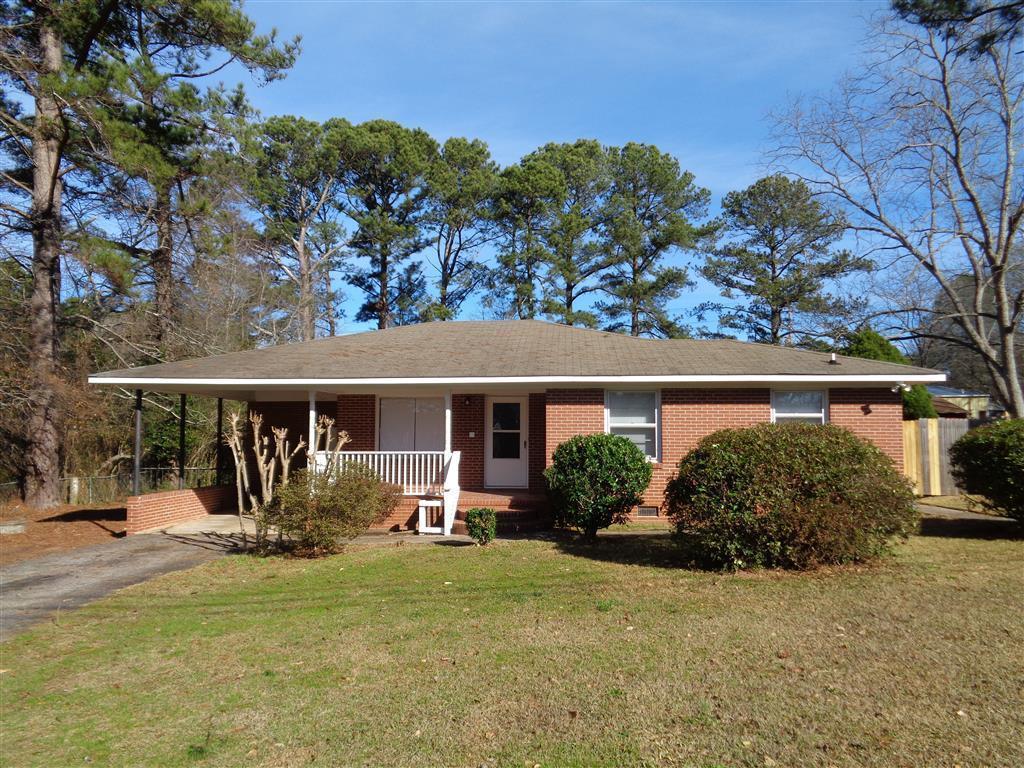 Primary Photo - Welcome home! Like new condition! Fenced y...