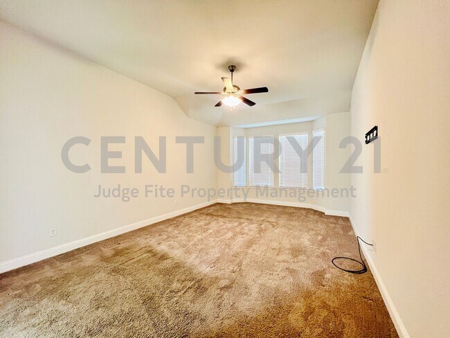 Building Photo - Stunning 2-Story 4/3.5/2 in Marine Creek R...