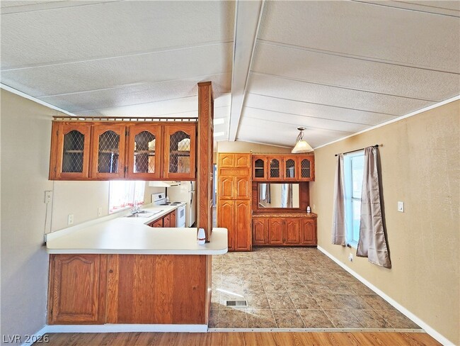 Building Photo - 80 Stanley Dr
