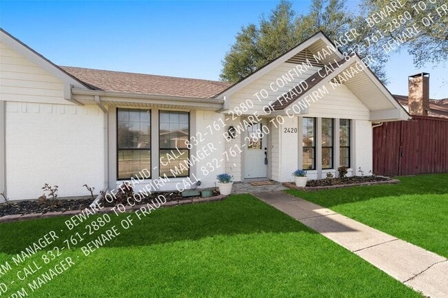 Photo - 2420 Majestic Dr House