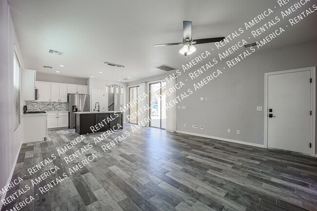 Foto del edificio - 18830 E Swan Dr