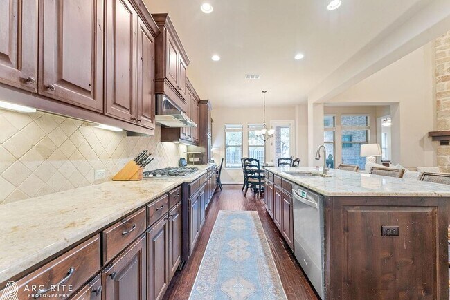 Building Photo - 17716 Wildrye Dr