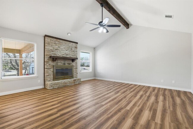 Building Photo - 9206 Granada Hills Dr