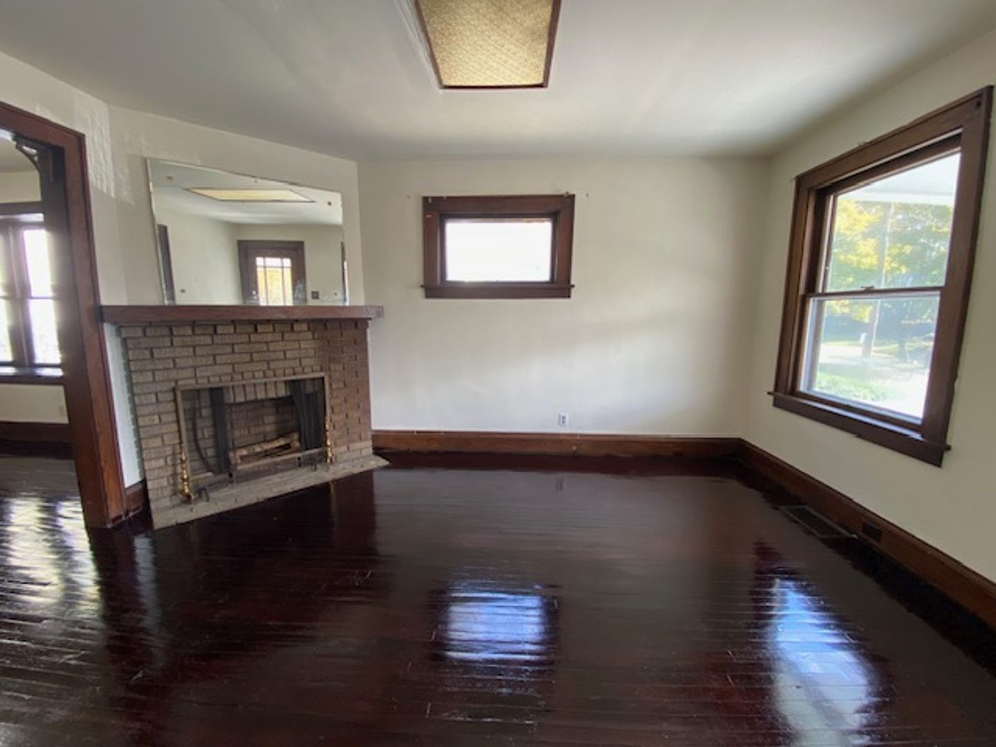 61 E Ido Ave Akron, OH 44301 – photo 3