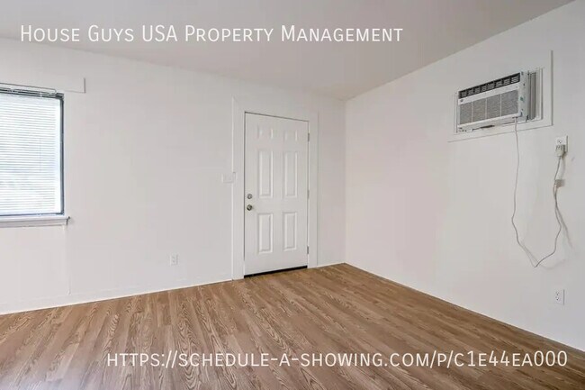 Foto del edificio - 15216 Bellaire Ave