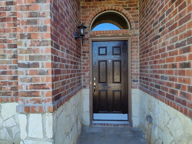 Foto del edificio - 416 Tredway Ct