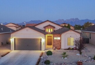 Building Photo - 3964 Pennsylvania Pl