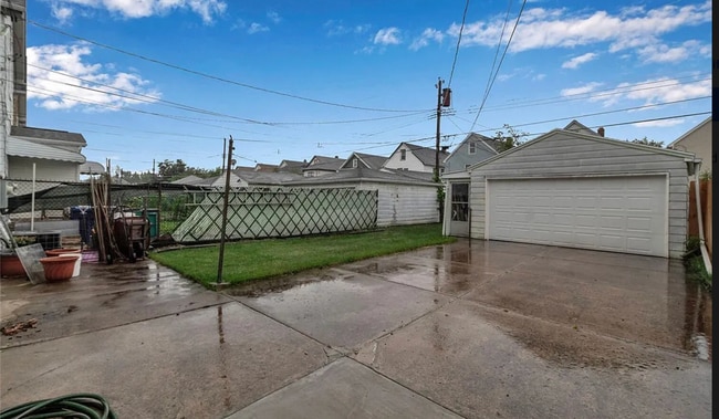 Building Photo - 189 Lovering Ave