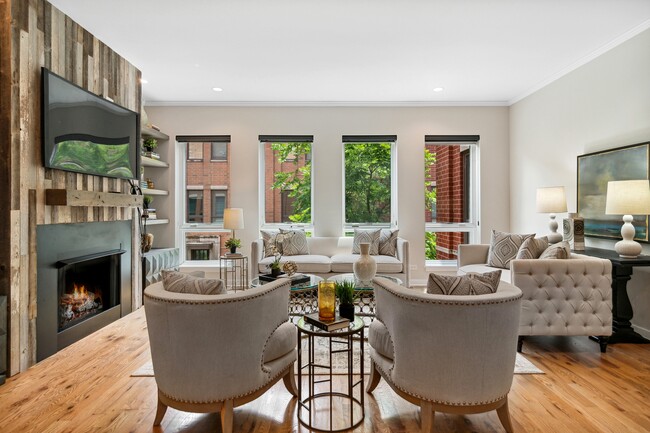 Foto del edificio - 1648 S Prairie Ave