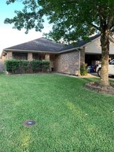 Building Photo - 205 Mammoth Springs Ln