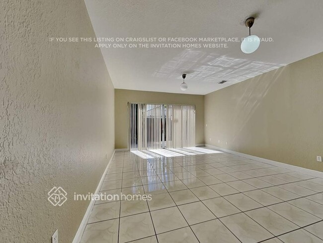 Foto del edificio - 8840 NW 147th Ln