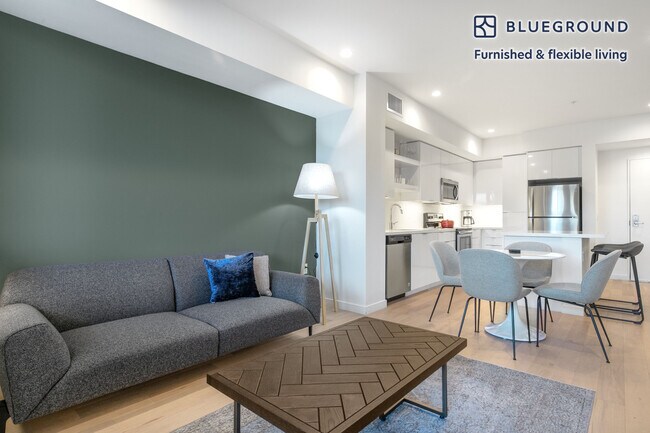 Foto del edificio - 8820 Sepulveda Eastway