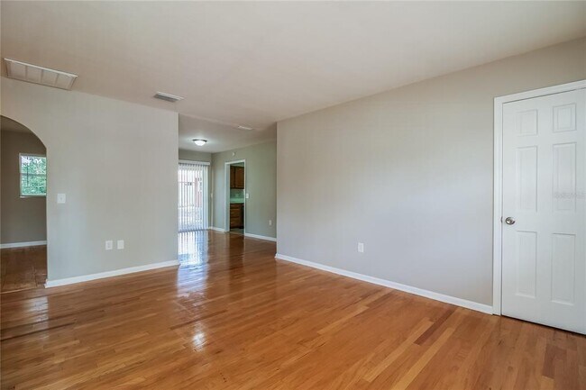 Foto del edificio - 804 Greenbriar Dr