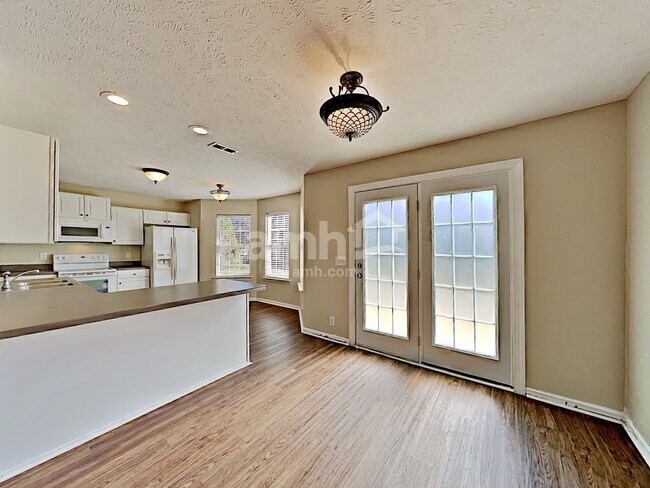 Building Photo - 3743 Precious Ave