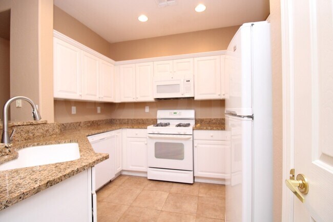 Building Photo - 39516 N Prairie Ln