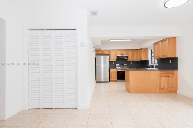 Foto del edificio - 2617 SW 32nd Ct